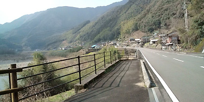 麦屋への道のり